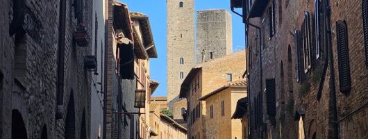 Private Full Day Tour Siena and San Gimignano with Wine Tasting