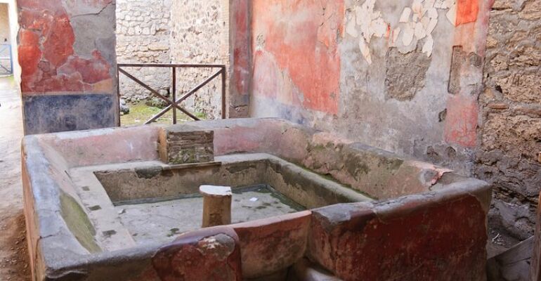 Pompeii Archaeological and Cultural Experience Tour