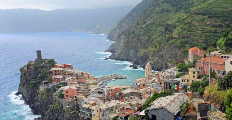 Vernazza Wine Tasting and Cultural Experience