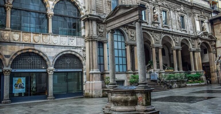 Milan Architecture and Culture Sightseeing Tour