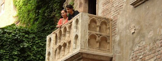 Private Day Trip to Verona from Milan with a local