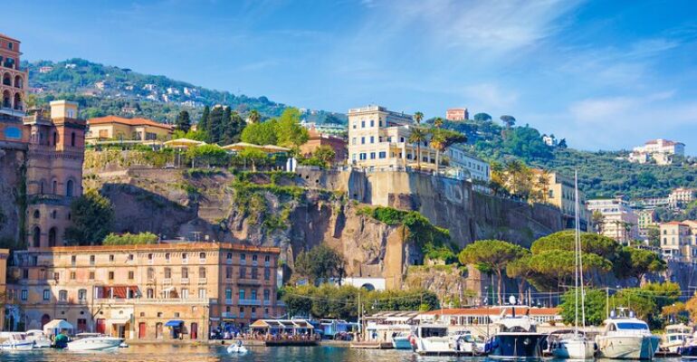 Rome to Amalfi Coast and Pompeii Tour