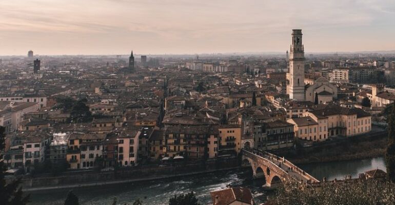 Verona Private Romantic Walking Tour