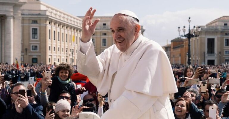 Vatican City Cultural Food and Sightseeing Tour