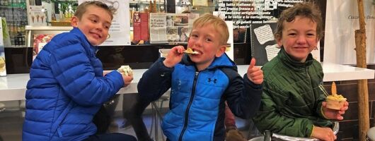 Mamma Mia! Kids & Family Food Tour in Rome w Pizza & Gelato 