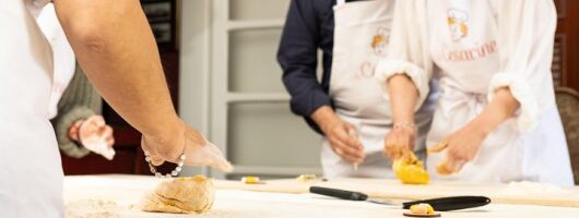 Small group Pasta and Tiramisu class in Lecce