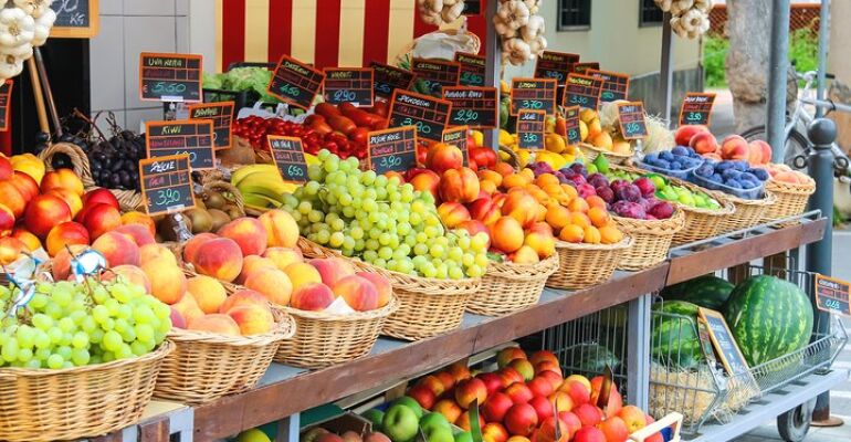 Foligno Market Tour and Authentic Dining